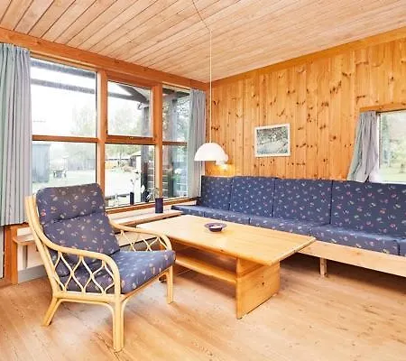 Marielyst Three-bedroom 06 Bøtø By