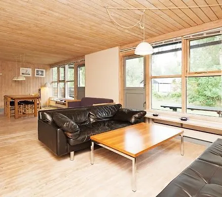 Marielyst Three-bedroom 06